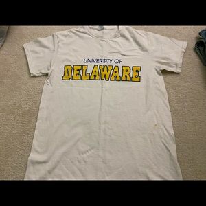 white university of delaware tee
